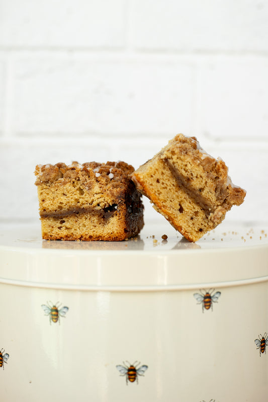 Espresso Crumble Cake